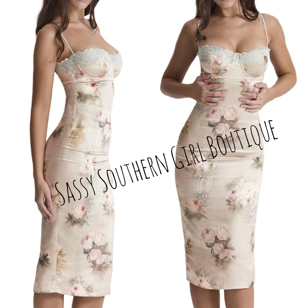 🆕⭐ Gorgeous cami balconette midi dress